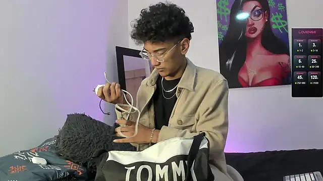 harrytwink18 online show from 02/04/25, 01:27