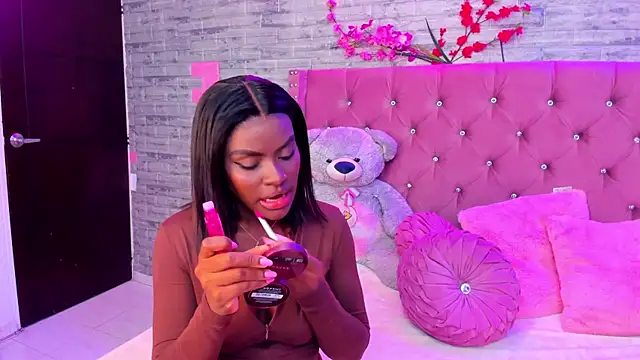 IsabellaBromsS online show from 02/21/25, 09:22