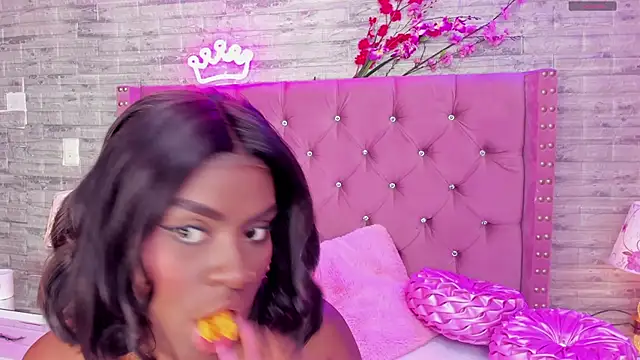 IsabellaBromsS online show from 02/28/25, 08:28