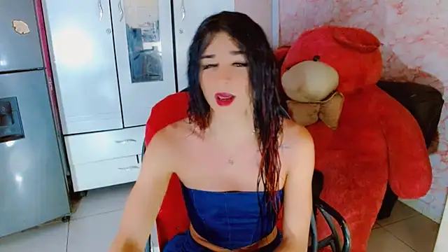 Snapshot of AngelicaDark chatting on 10/07/25, 02:25 AngelicaDark online show from 10/07/25, 02:25