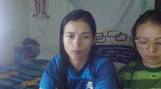 Snapshot of clayre_and_jill chatting on 02/13/25, 02:12 clayre and jill online show from 02/13/25, 02:12