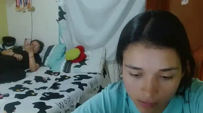 Snapshot of clayre_and_jill chatting on 02/27/25, 06:42 clayre and jill online show from 02/27/25, 06:42