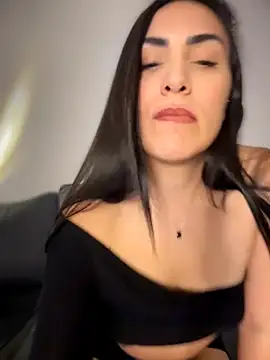alessandra-a online show from 06/04/26, 04:07