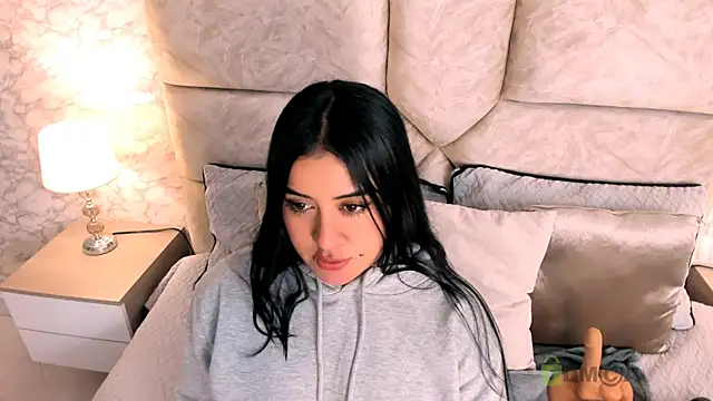 amatista  smith online show from 02/09/25, 12:49