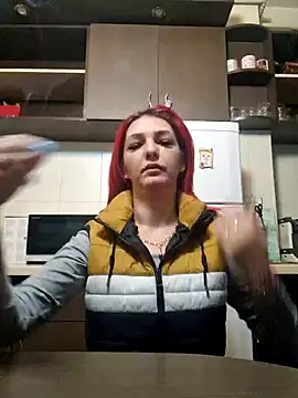 Evadesirex46 online show from 12/06/24, 08:37