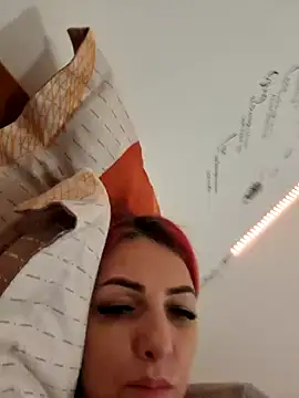 Evadesirex46 online show from 12/19/24, 04:57