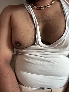 dick69lil online show from 05/03/26, 08:42