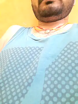 Snapshot of villagb12 chatting on 01/16/25, 05:23 villagb12 online show from 01/16/25, 05:23