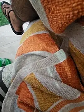 Snapshot of villagb12 chatting on 09/28/25, 05:24 villagb12 online show from 09/28/25, 05:24