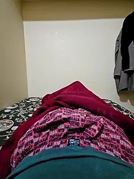 Snapshot of villagb12 chatting on 11/29/25, 06:22 villagb12 online show from 11/29/25, 06:22