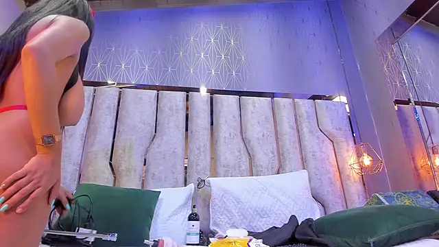 barbara cambels online show from 03/10/25, 01:34