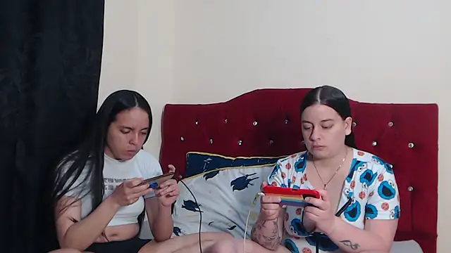 Lola barbara online show from 10/10/25, 12:04