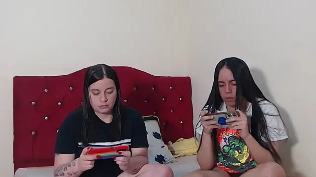 Lola barbara online show from 10/18/25, 03:35