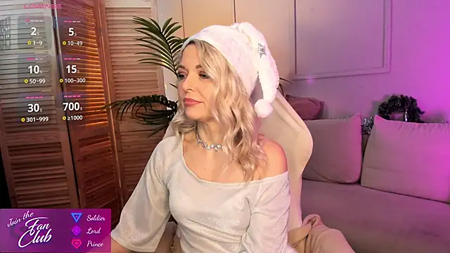 Gloria Lovely online show from 12/27/24, 10:55