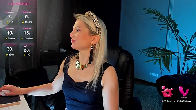 Gloria Lovely online show from 02/27/25, 02:43