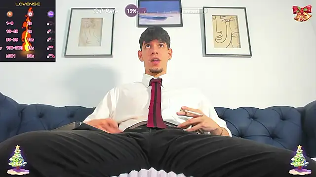 Snapshot of BRAYHAMBROWN chatting on 12/02/24, 09:17 BRAYHAMBROWN online show from 12/02/24, 09:17