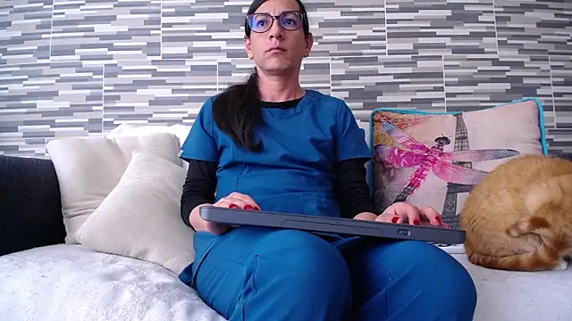 VioletaGomezCo online show from 11/13/25, 04:39