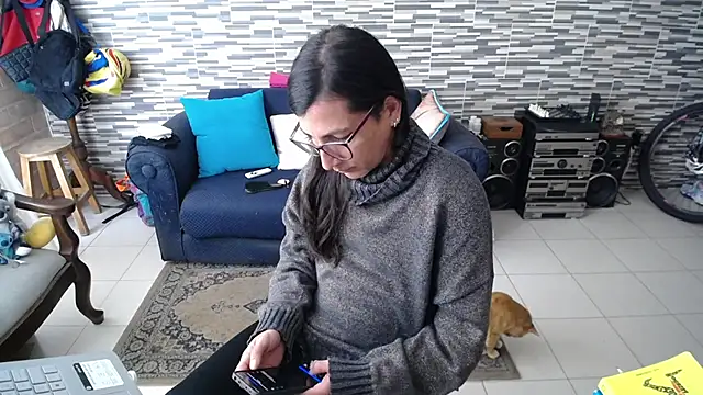 VioletaGomezCo online show from 03/24/26, 09:42