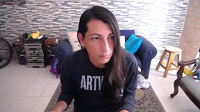 Snapshot of VioletaGomezCo chatting on 05/10/26, 03:50 VioletaGomezCo online show from 05/10/26, 03:50