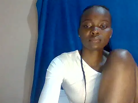 sweet love00 online show from 03/02/26, 05:19