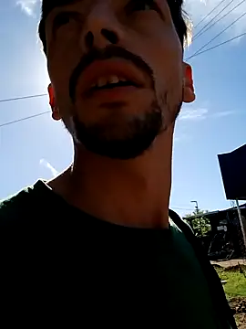 Snapshot of puak6666 chatting on 02/07/25, 12:39 puak6666 online show from 02/07/25, 12:39