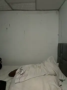 BrittanyDiaz online show from 01/28/25, 07:10