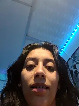 Snapshot of BrittanyDiaz chatting on 03/15/25, 06:10 BrittanyDiaz online show from 03/15/25, 06:10