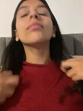 BrittanyDiaz online show from 05/13/26, 07:33