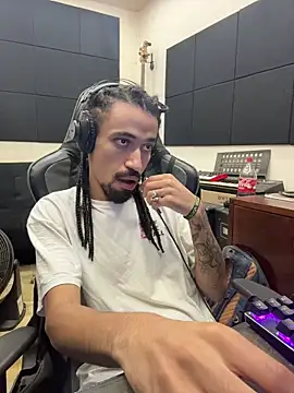 hotcamboy420 online show from 03/01/26, 04:14