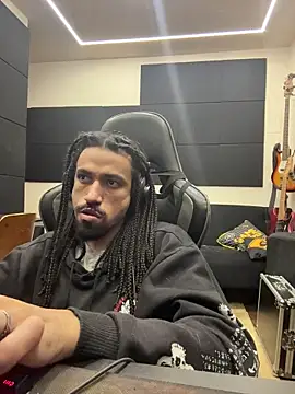 hotcamboy420 online show from 03/04/26, 05:24