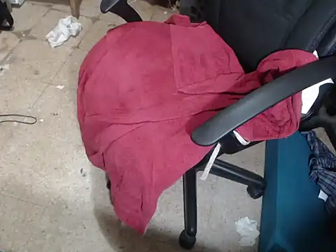 sohorneydad13 online show from 10/18/25, 09:48