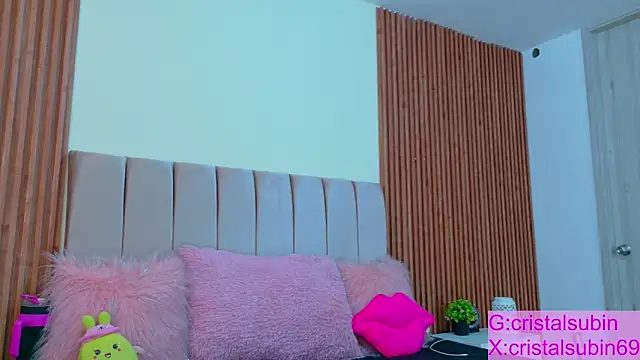 cristal subin69 online show from 11/02/25, 01:24