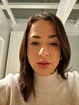 Snapshot of LydiaMaus96 chatting on 11/10/25, 12:37 LydiaMaus96 online show from 11/10/25, 12:37