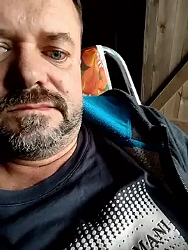 Snapshot of Zboczeni chatting on 10/26/25, 10:21 Zboczeni online show from 10/26/25, 10:21