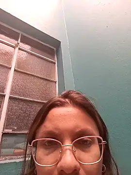 karlamorris  online show from 01/25/25, 06:46