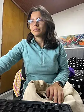 karlamorris  online show from 03/09/26, 01:15