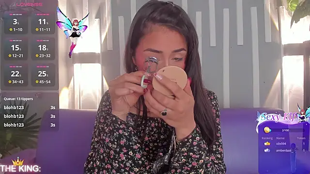 Snapshot of Sophy_SmileSweet chatting on 01/14/25, 02:43 Sophy SmileSweet online show from 01/14/25, 02:43