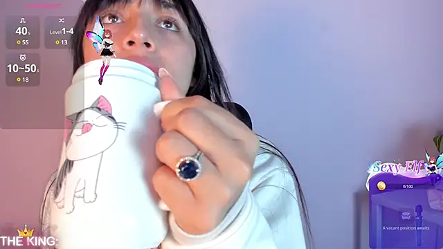 Snapshot of Sophy_SmileSweet chatting on 02/05/25, 11:44 Sophy SmileSweet online show from 02/05/25, 11:44