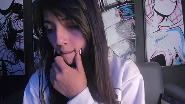 Snapshot of Sophy_SmileSweet chatting on 03/05/25, 05:50 Sophy SmileSweet online show from 03/05/25, 05:50