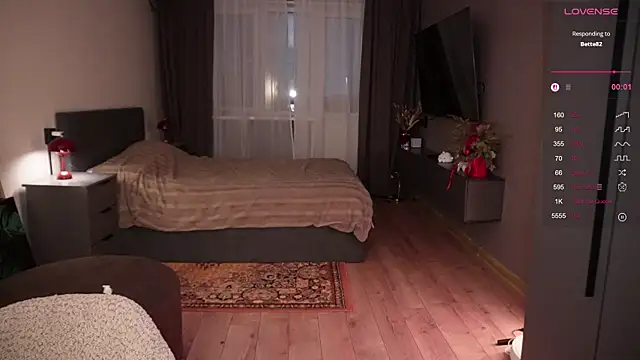 Jantrlatex online show from 01/11/26, 09:42