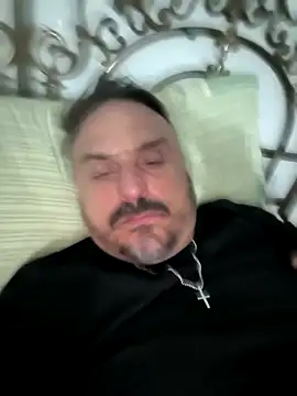 Snapshot of italovene chatting on 09/28/25, 10:48 italovene online show from 09/28/25, 10:48