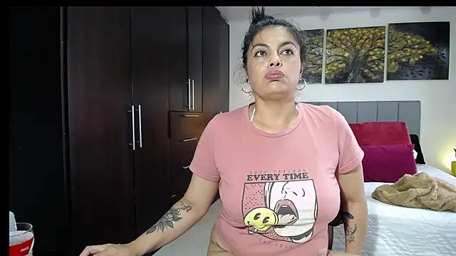 Lust Mom41 online show from 03/20/26, 06:24
