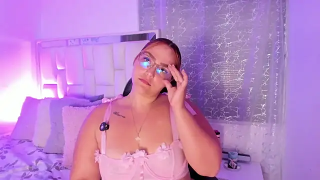 LeahxBarker online show from 04/14/26, 01:44