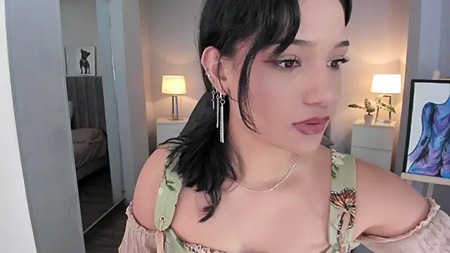 renee shelby  online show from 12/04/24, 09:24