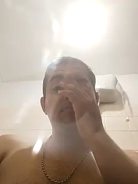 Pau moreno23 online show from 03/17/25, 12:35