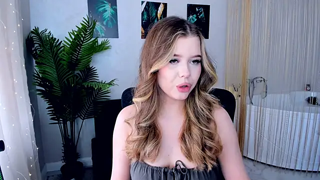 FollowLovee online show from 02/16/25, 11:38