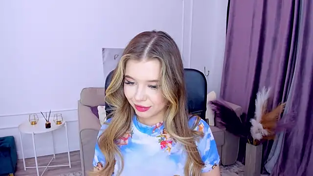 FollowLovee online show from 03/04/25, 10:38