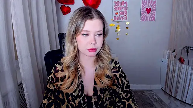 FollowLovee online show from 02/22/26, 07:34