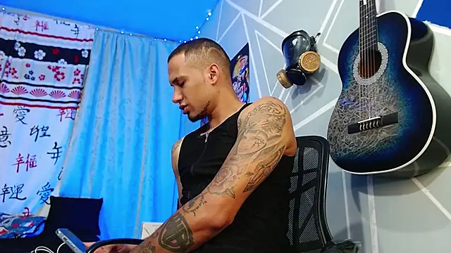 MagnusFrost online show from 03/18/25, 11:31