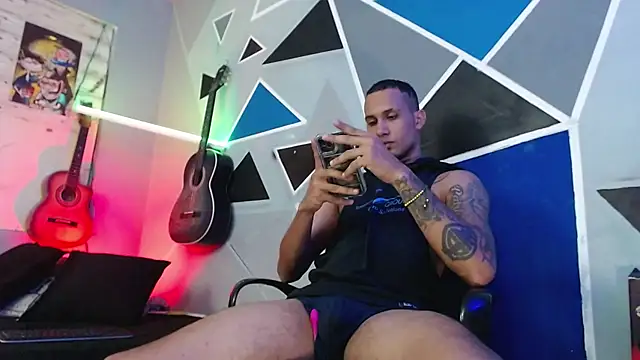 MagnusFrost online show from 11/20/25, 12:44